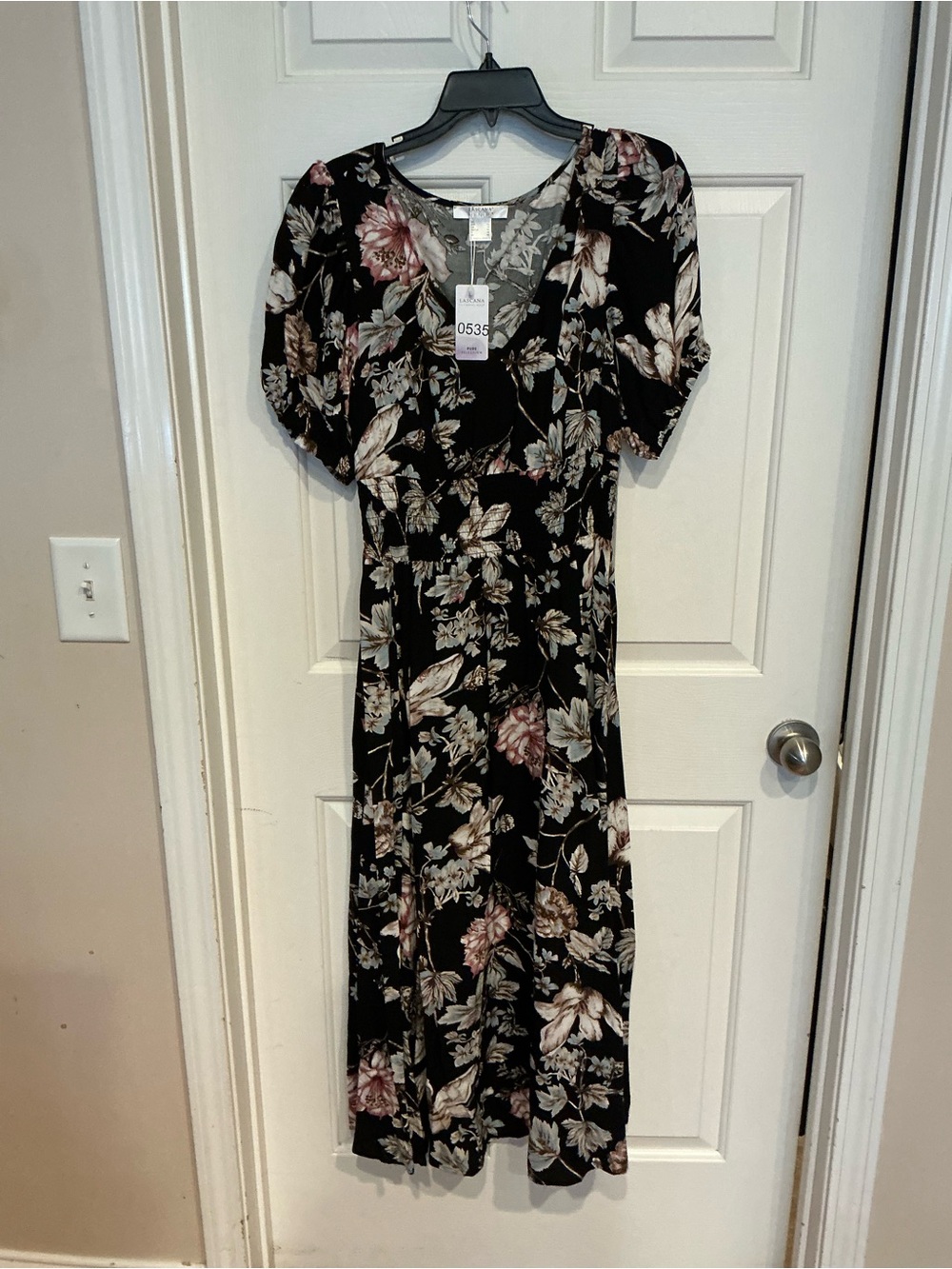 Black Floral Midi Dress with Puff Sleeves and V-Neck